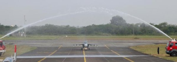 華鑫證券 印度国产“光辉Mk1A”战斗机完成首飞，是否又要被美国拖慢进度？